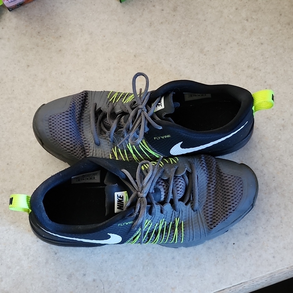 Mens Nike Flywire size 10.5
